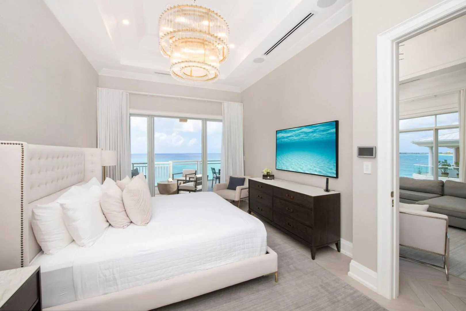 Apartment Beachcomber 41 George Town