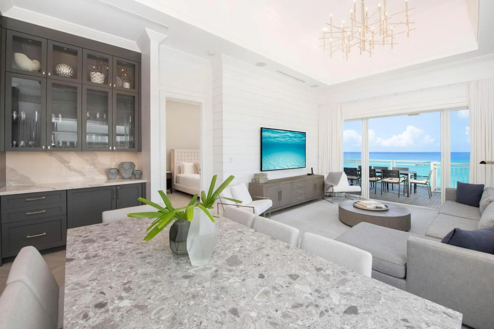 Apartment Beachcomber 41 George Town