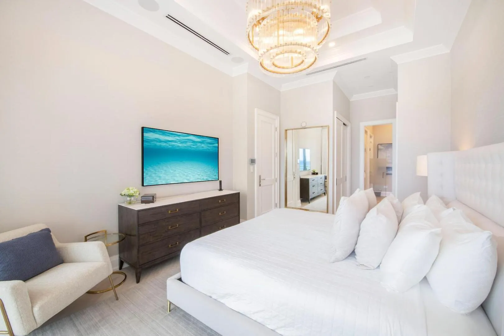 Beachcomber 41 جورج تاون شقة